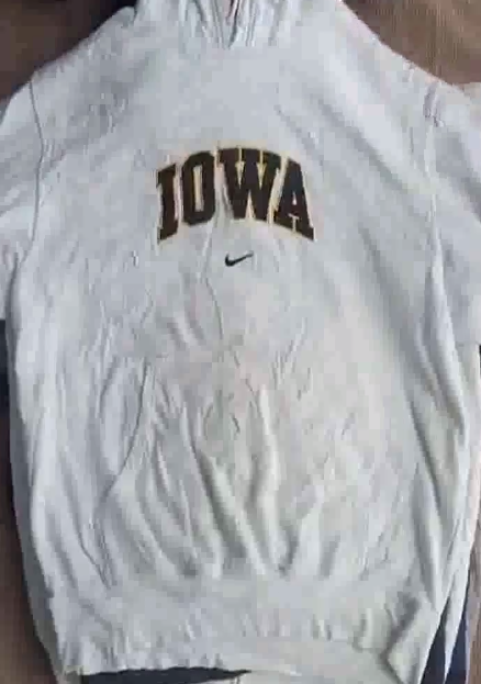 Nike sweat shirt