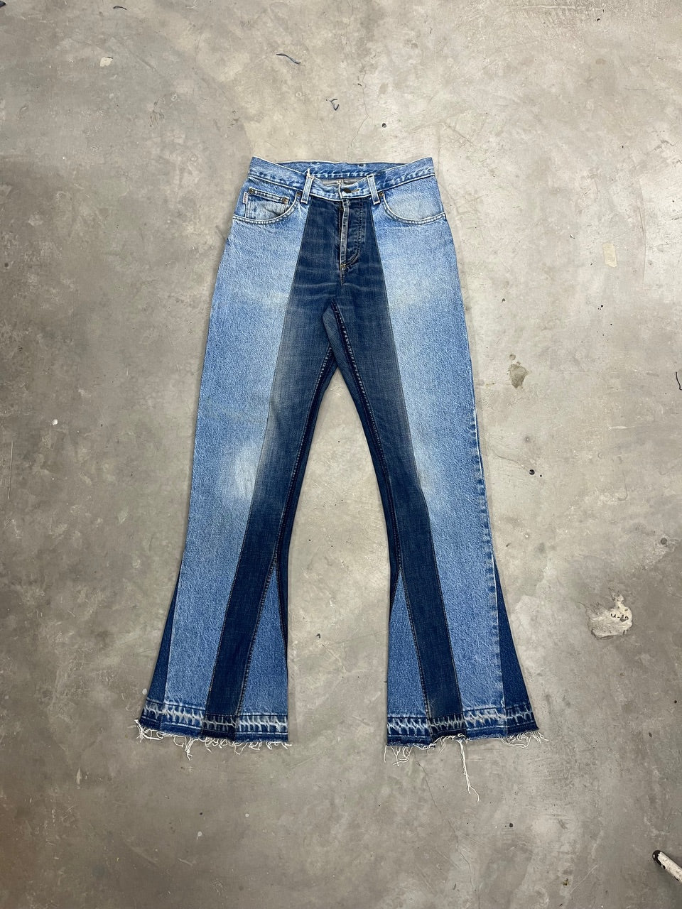 Carhartt/ Dickies/ Levi's Reworked Flare jeans -- 25 pieces