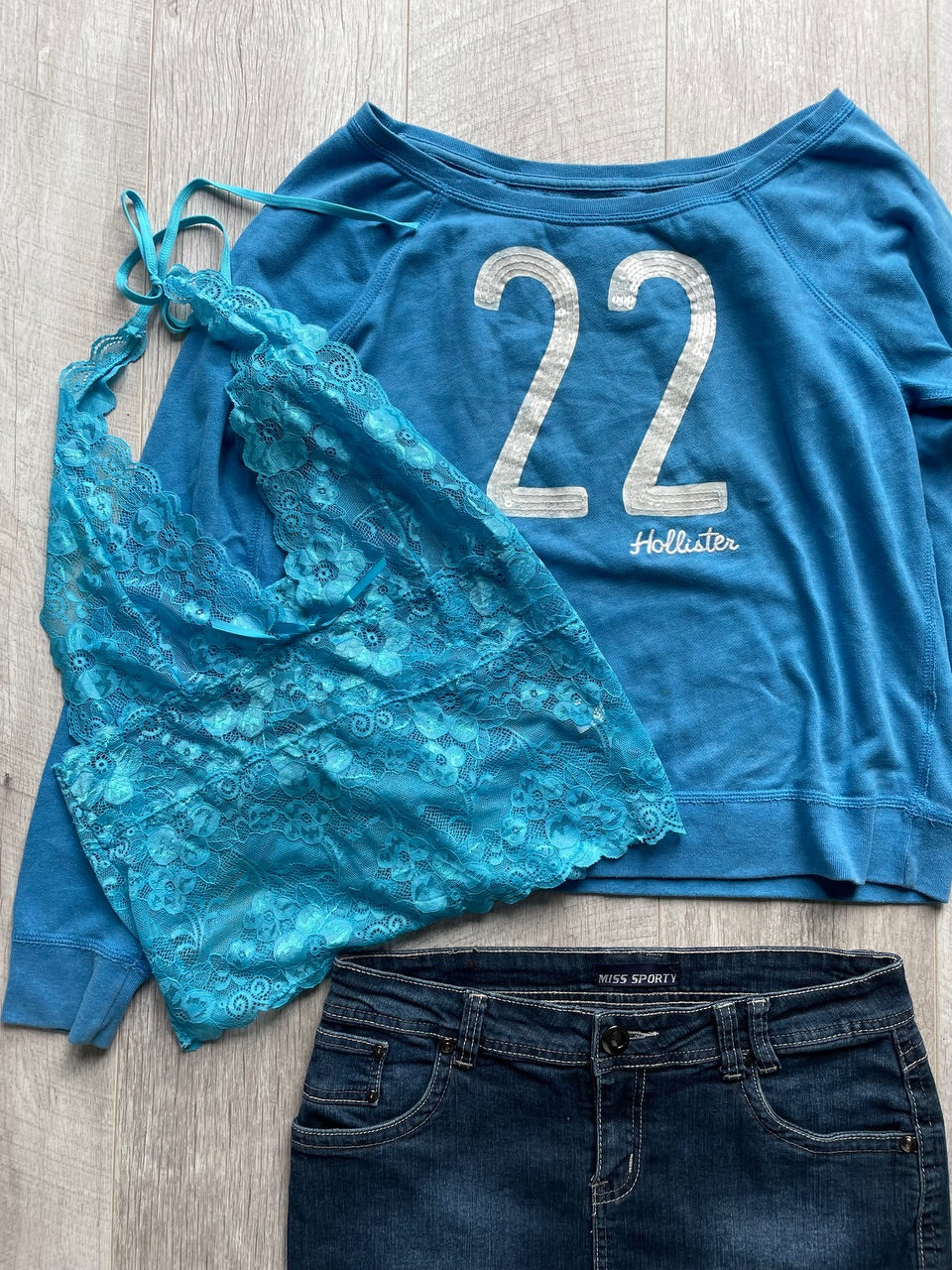 ‘Miss England’ themed bundle -- 15 Items