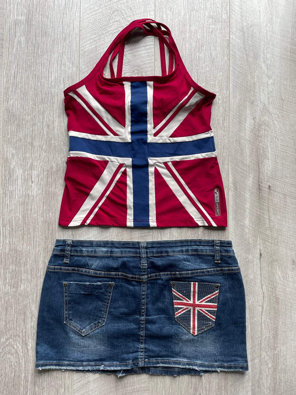‘Miss England’ themed bundle -- 15 Items