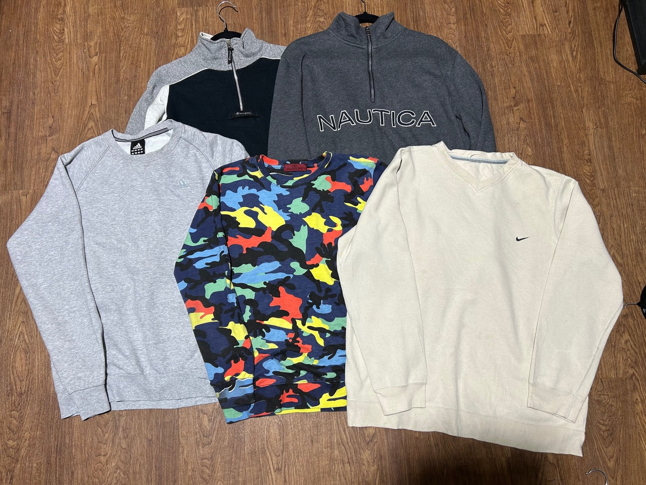 Branded Sweatshirts, Hoodies, Quarter Zips (148 pieces)