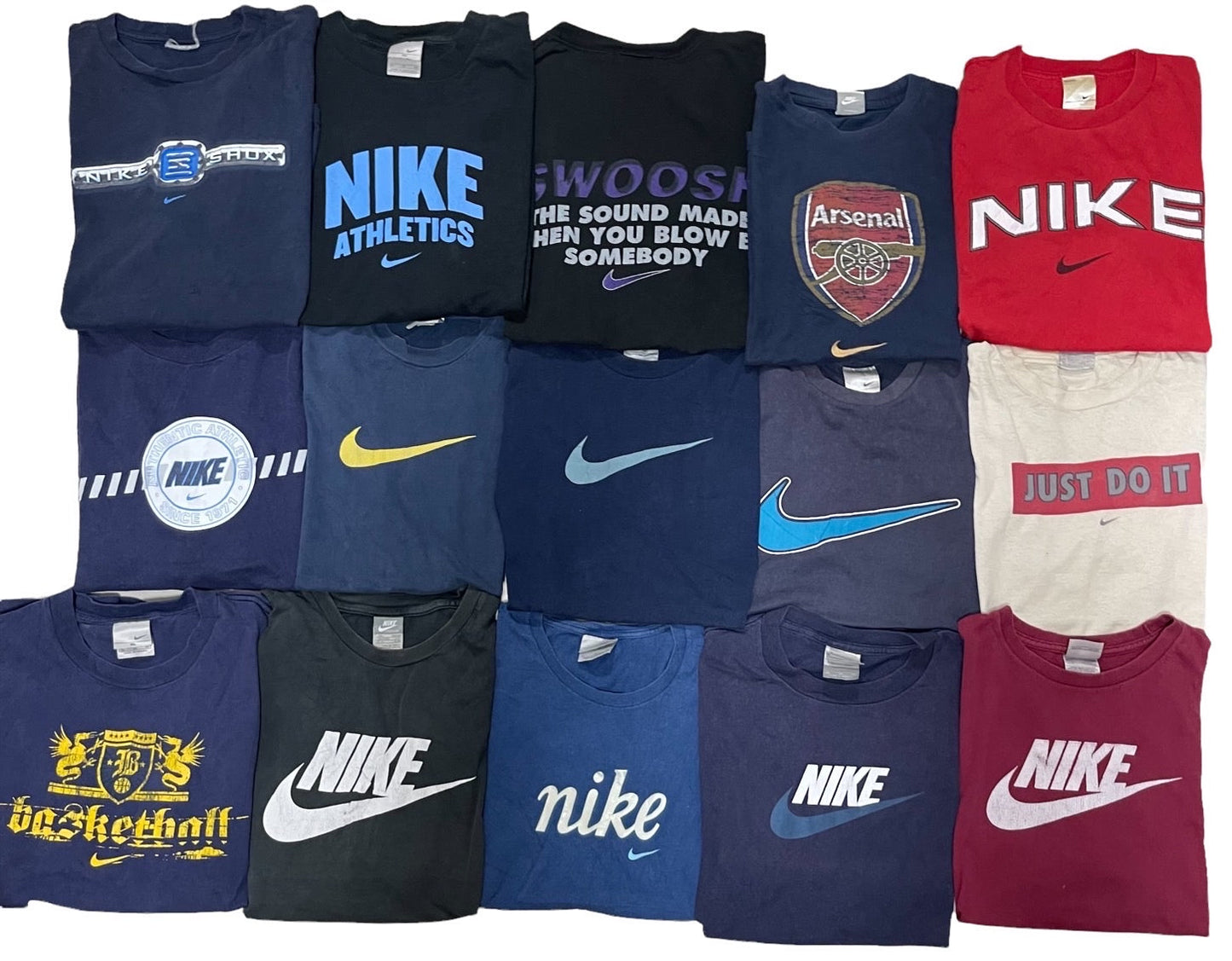 Premium 90s-2000s Nike big logo/ mini swoosh T-shirt bundle
