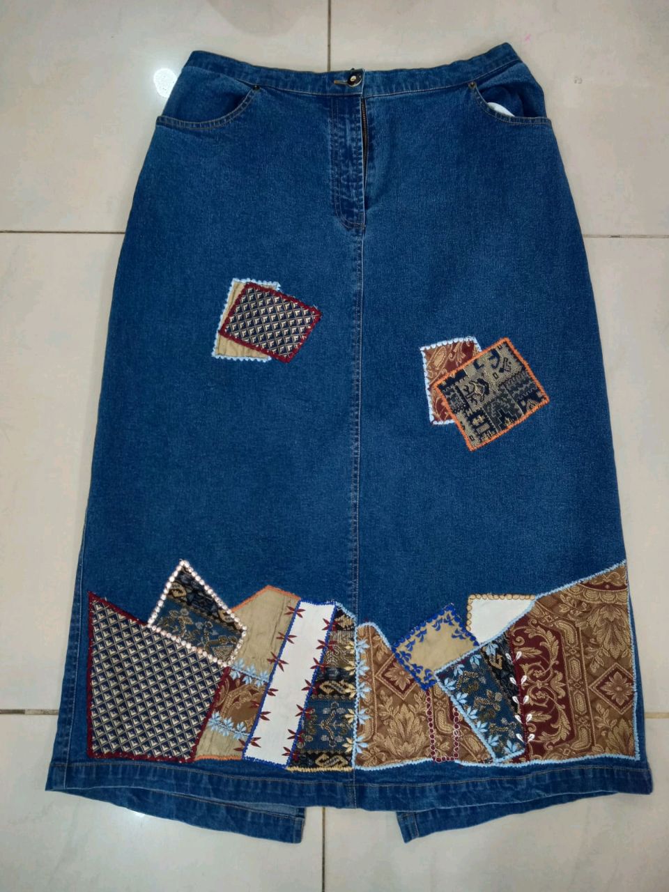 CR70 - Ladies Flared Y2K Denim Pants - 17 pieces